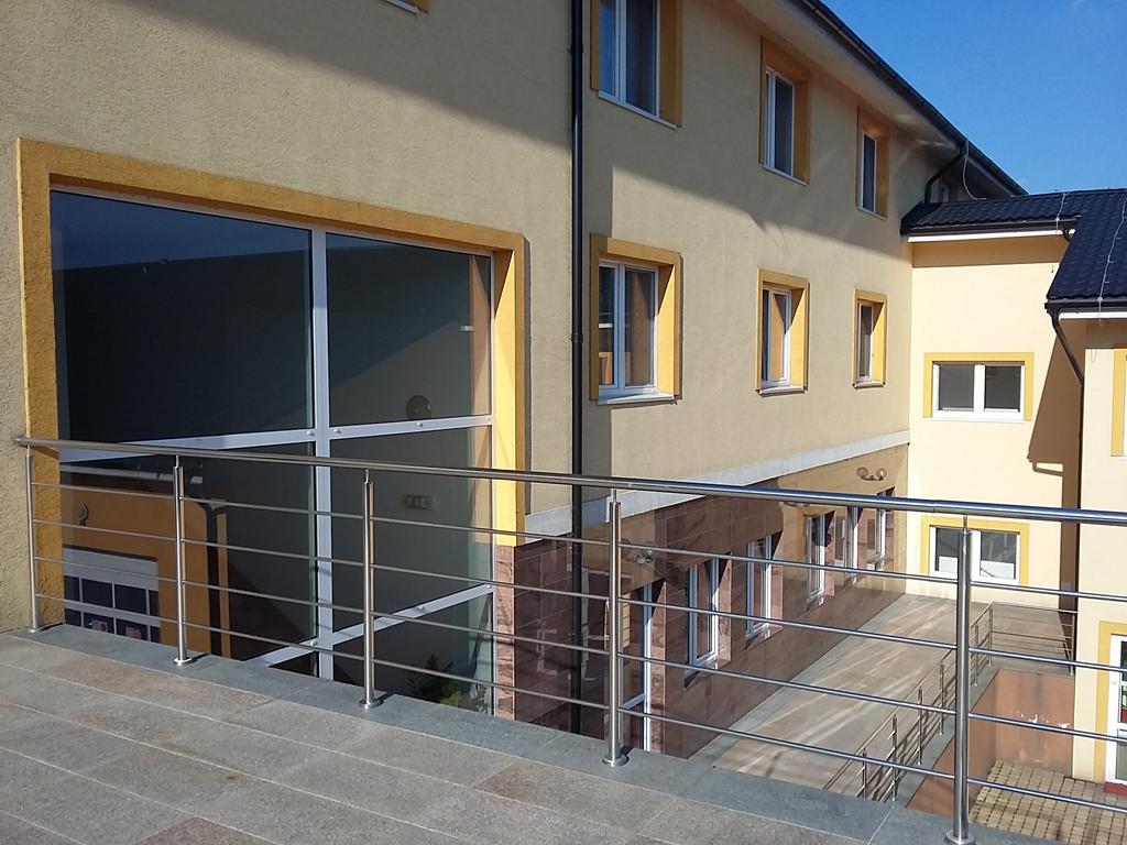 Hotel Auto Jas Nitra Exteriér fotografie